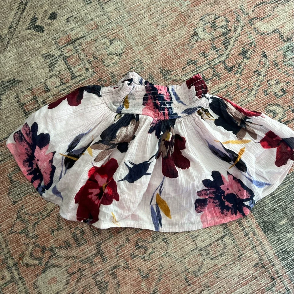 Old Navy charming floral